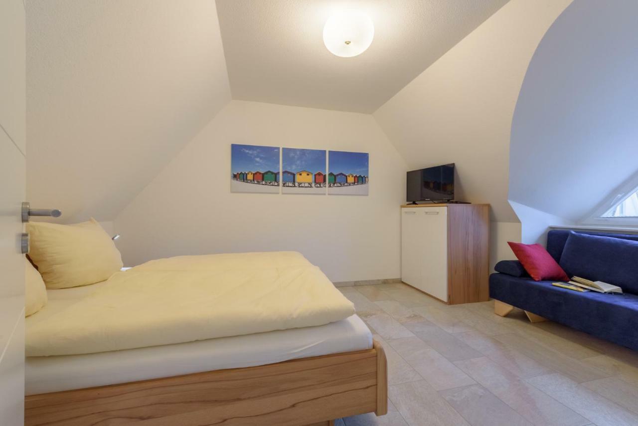 Strandhaus Lucky, Sauna, Garten, Kamin, Strandnah Glowe Eksteriør billede